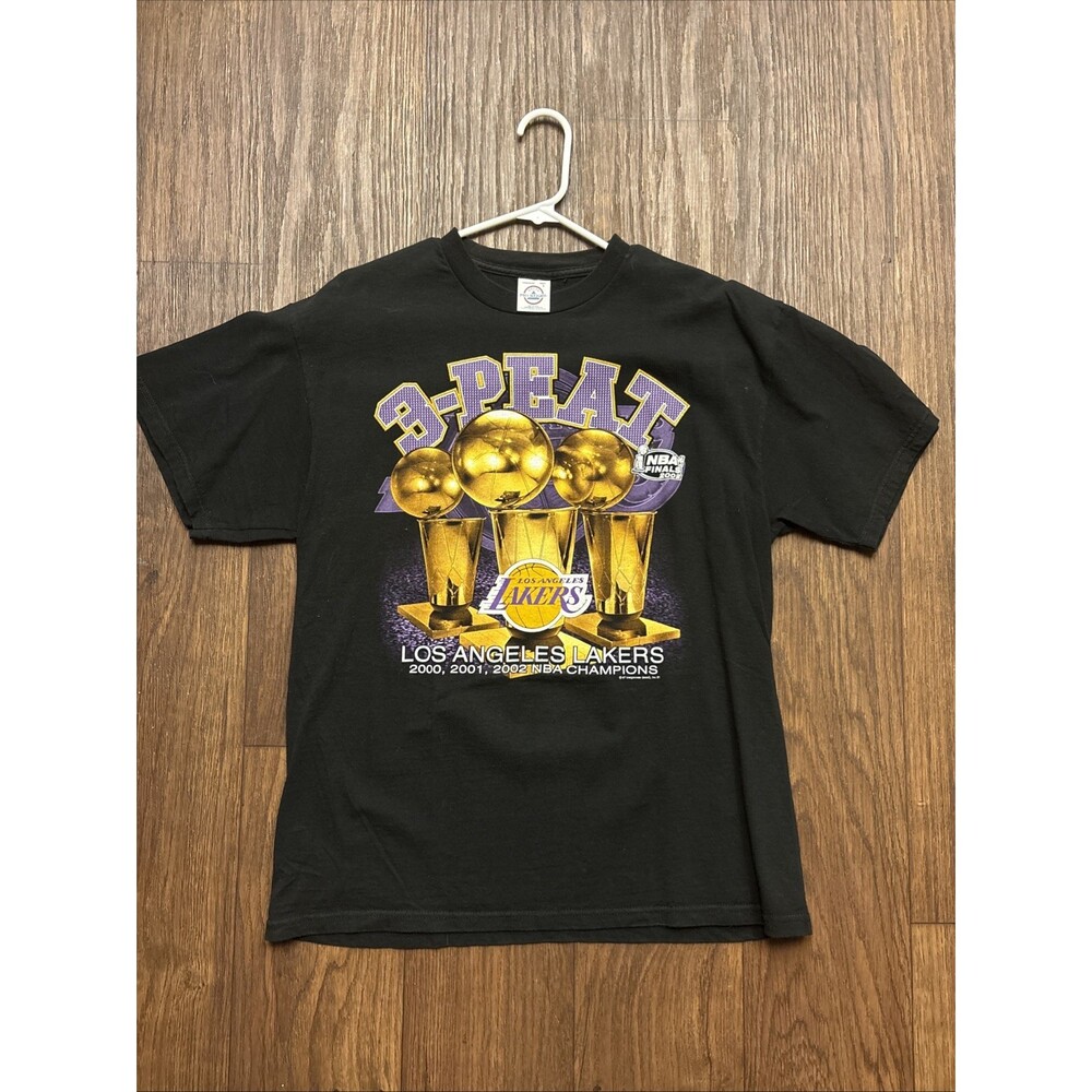 [Vintage] Y2k Lakers 3 Peat Championship Shirt Large